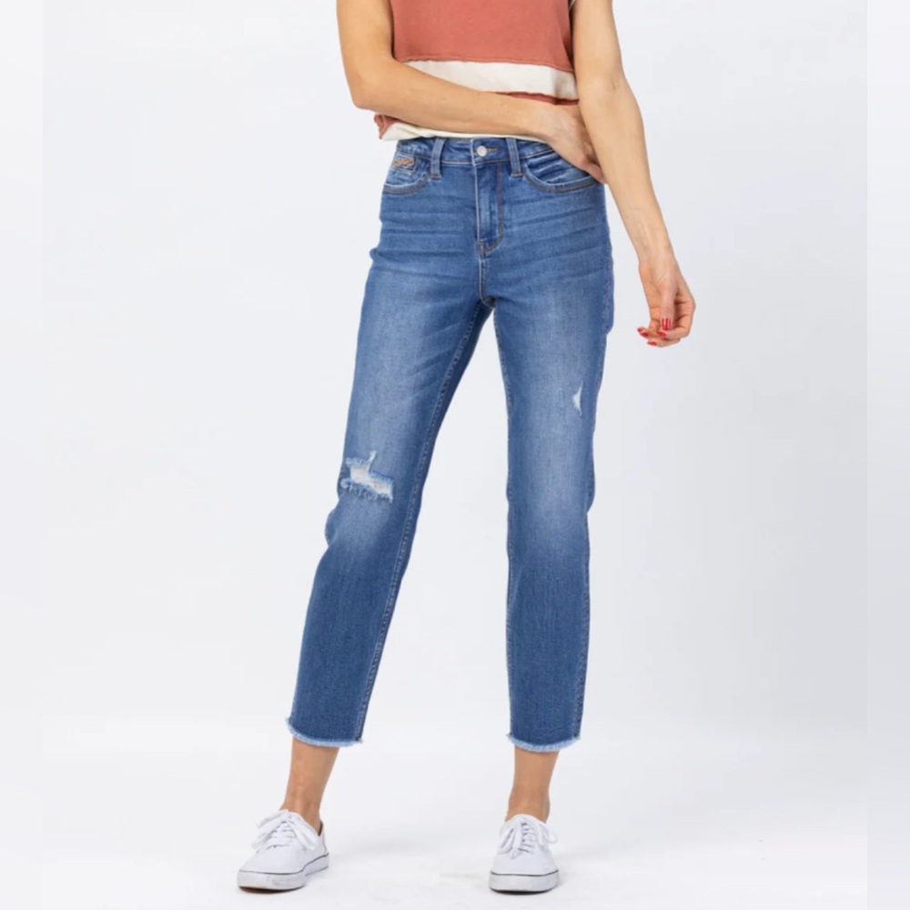 Judy Blue Howdy Embroidered Boyfriend‎ Jeans size 5 / 27